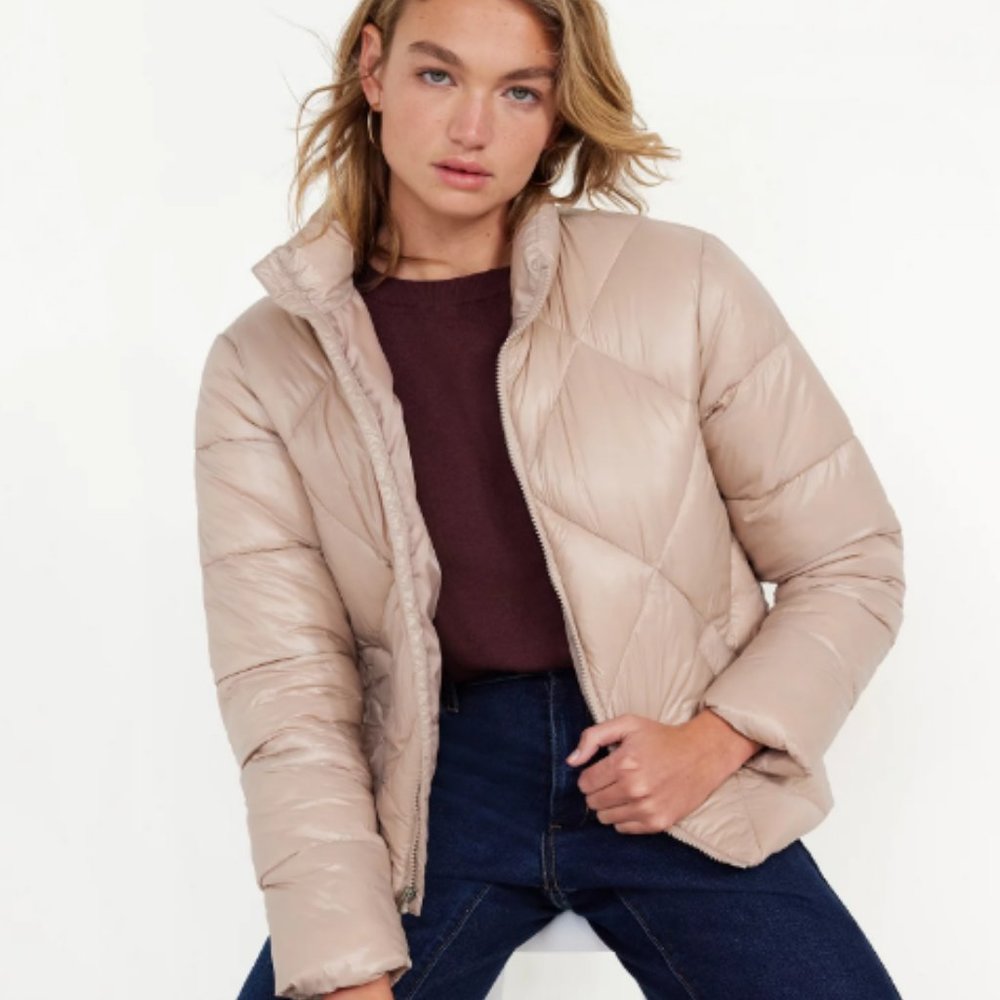 New Time and Tru Women's Short Quilted Puffer Jacket Champagne XS